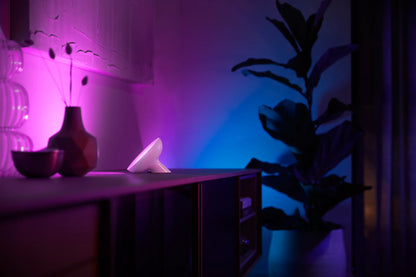 Bloom table lamp