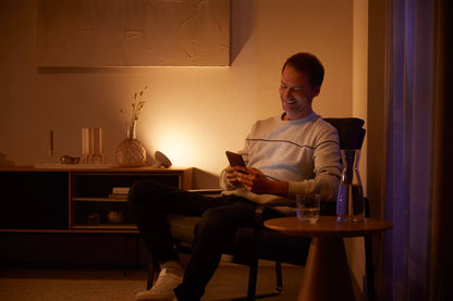 Bloom table lamp